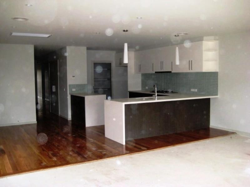 2/14A Nicholas Street, Newtown VIC 3220