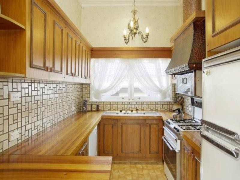 15 Royal Crescent, Hamlyn Heights VIC 3215