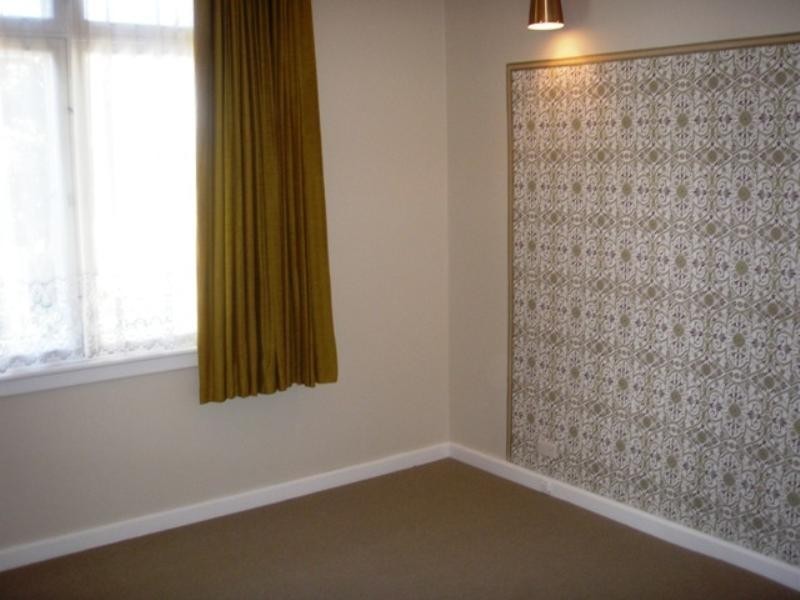 15 Royal Crescent, Hamlyn Heights VIC 3215