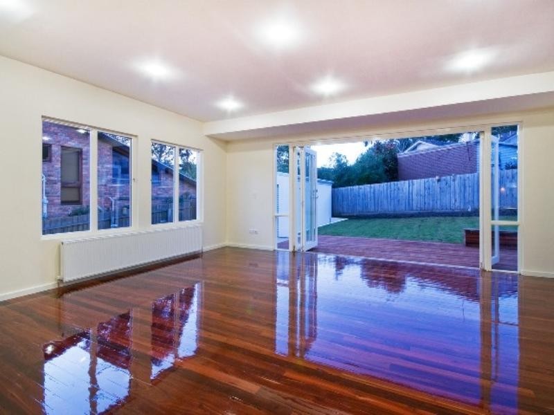 2/104 Camden Road, Newtown VIC 3220