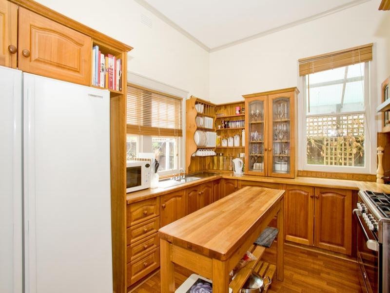 7 Merralyn Street, Belmont VIC 3216