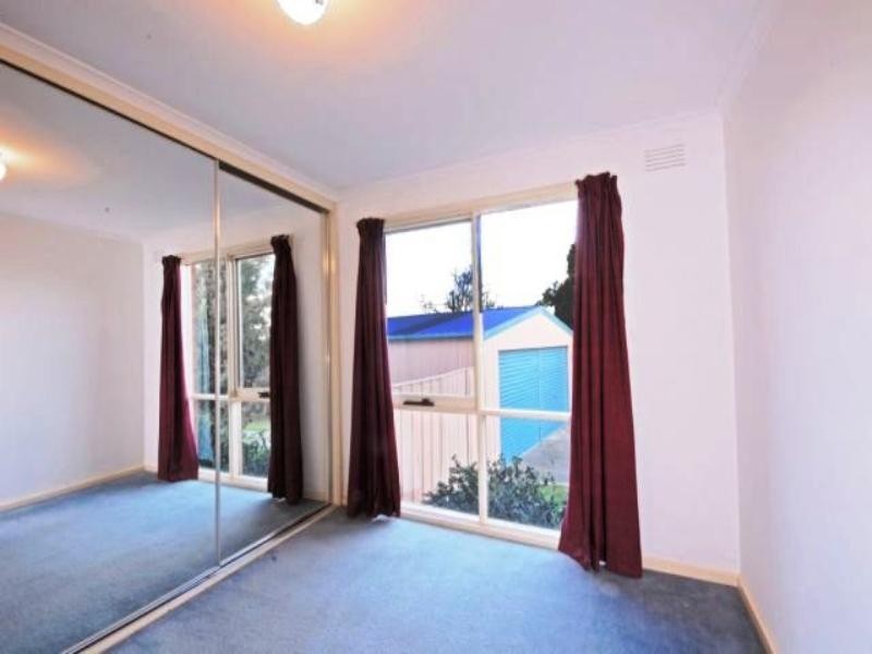 6 Apaloosa Court, Belmont VIC 3216