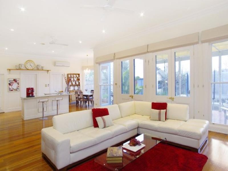 28 Virginia Street, Newtown VIC 3220