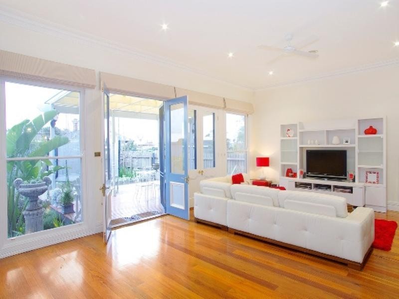 28 Virginia Street, Newtown VIC 3220