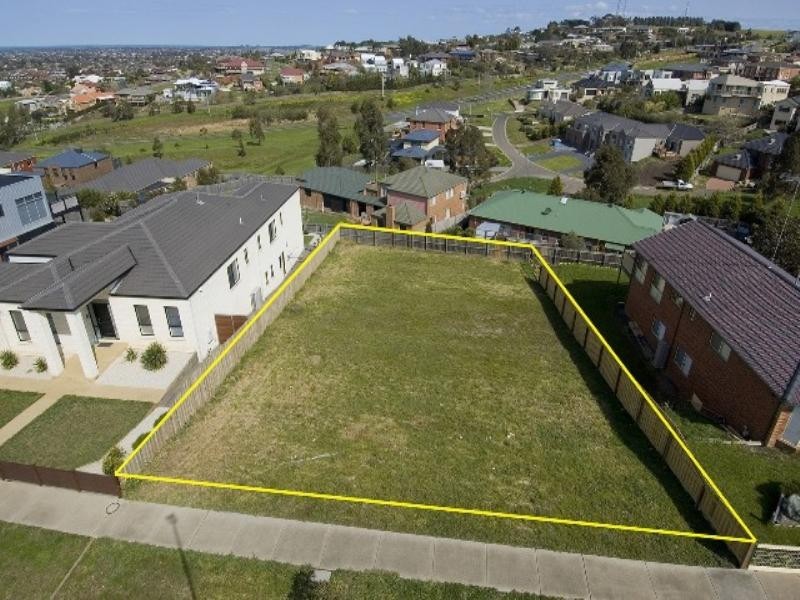 61-63 Kyeema Avenue, Highton VIC 3216