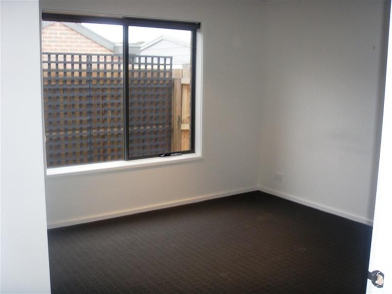 2/48 Torquay Road, Belmont VIC 3216