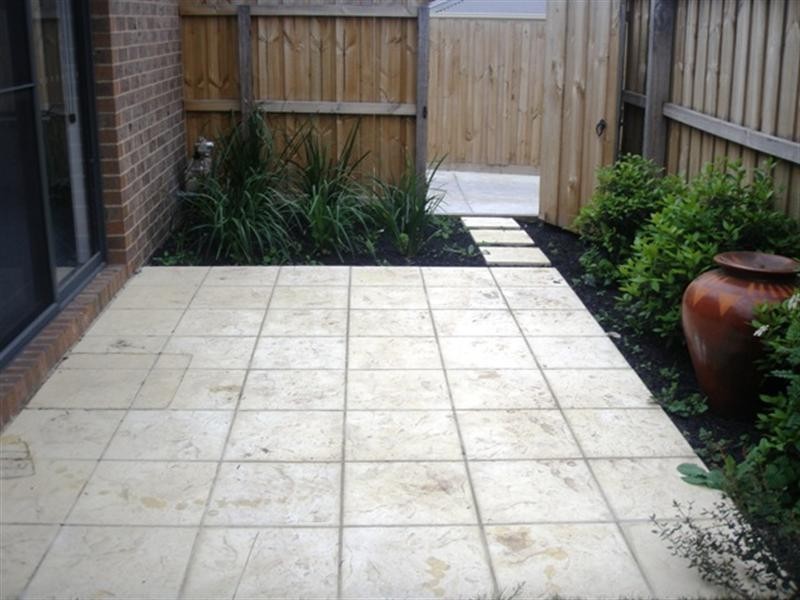 2/48 Torquay Road, Belmont VIC 3216