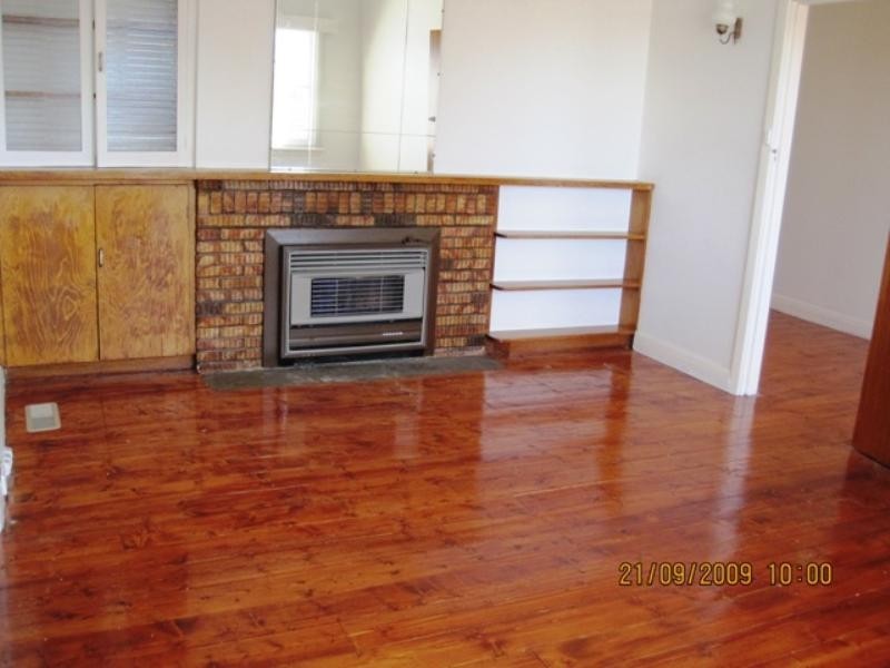 8 Thomson Street, Belmont VIC 3216