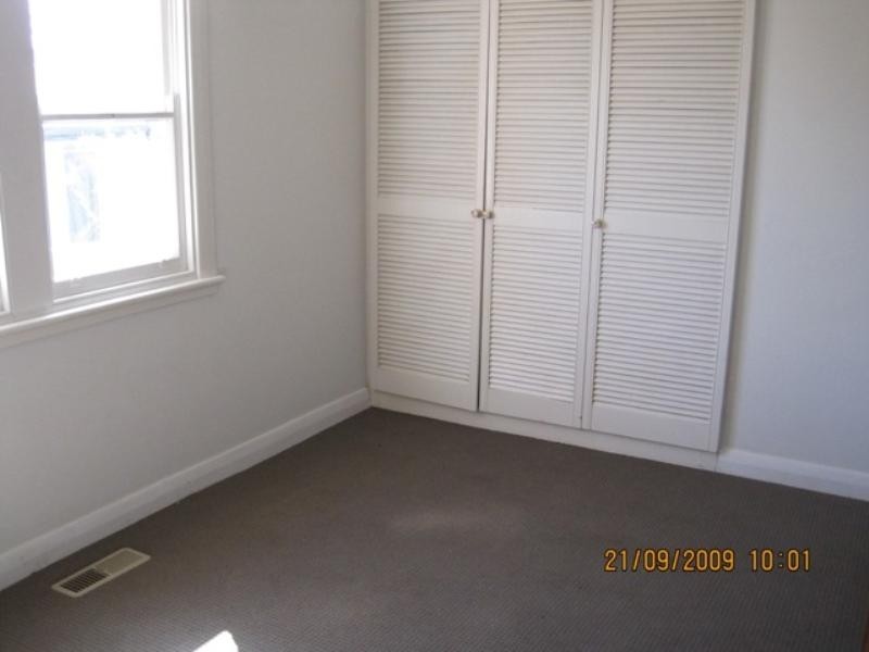 8 Thomson Street, Belmont VIC 3216