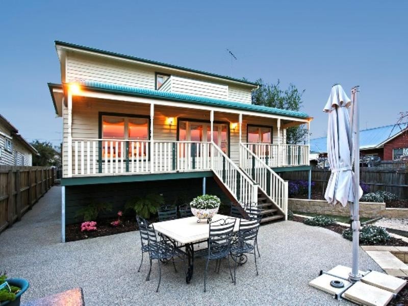 74 Skene Street, Newtown VIC 3220