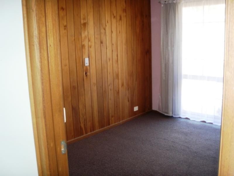 1/4 The Fairway, North Geelong VIC 3215