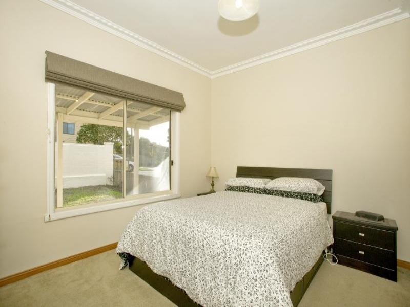 2 Heytesbury Street, Herne Hill VIC 3218