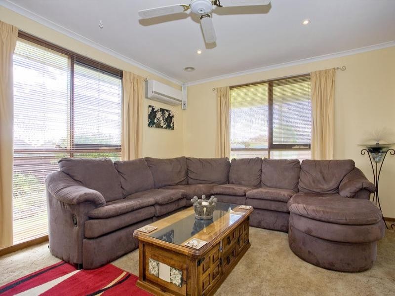 40 St. James Street, St Albans Park VIC 3219