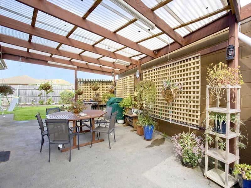 40 St. James Street, St Albans Park VIC 3219