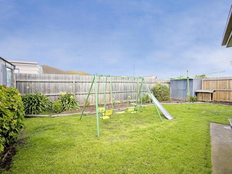 40 St. James Street, St Albans Park VIC 3219