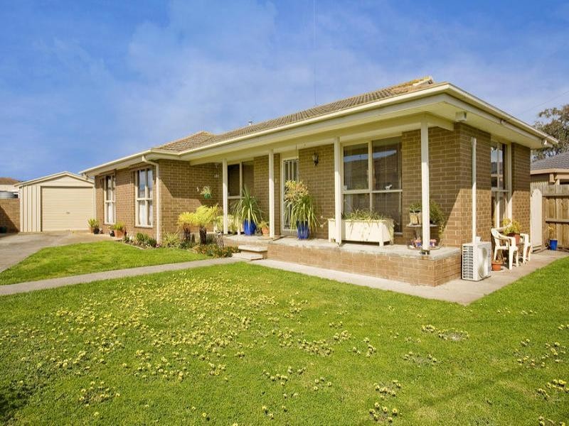 40 St. James Street, St Albans Park VIC 3219