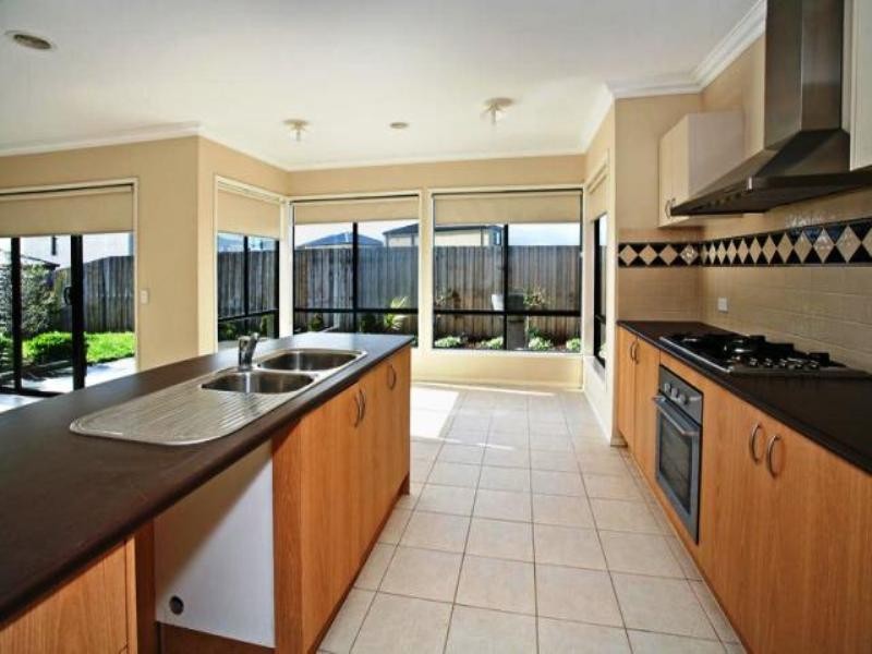 55 Willesden Drive, Waurn Ponds VIC 3216