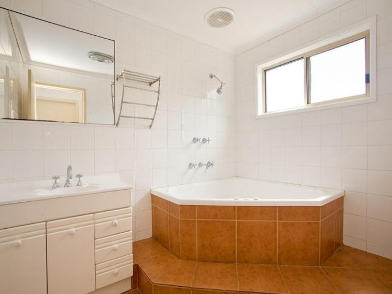 3 Hague Street, Corio VIC 3214