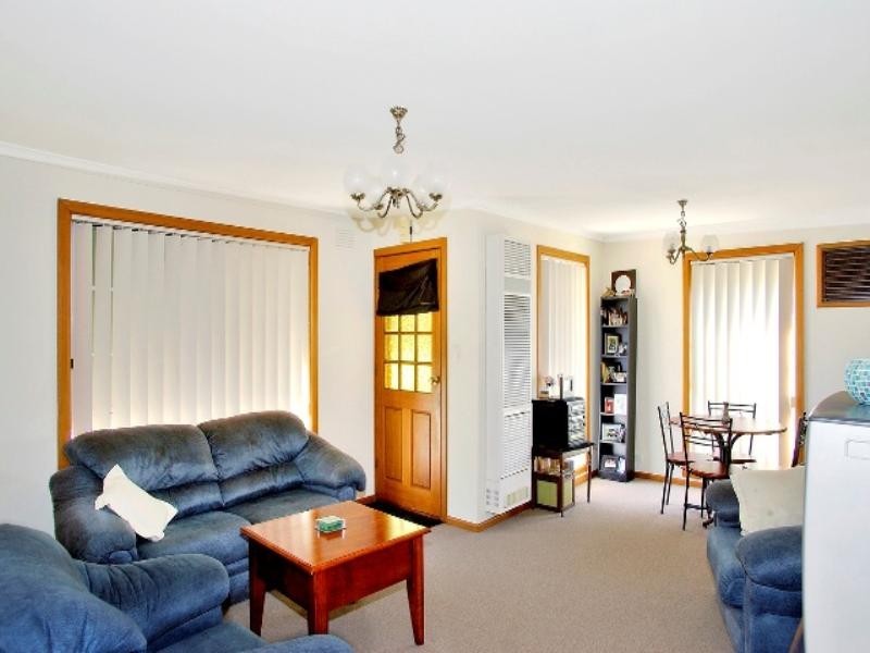 1/44 Crestmoor Drive, Highton VIC 3216