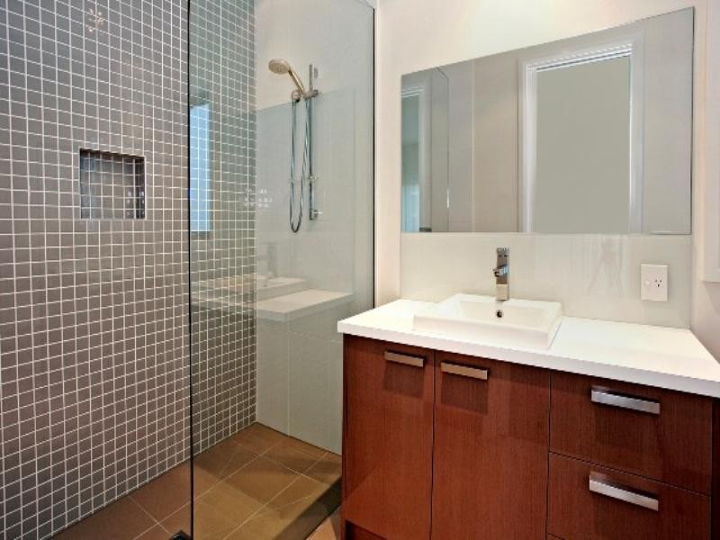 9 Bayswater Road, Newtown VIC 3220