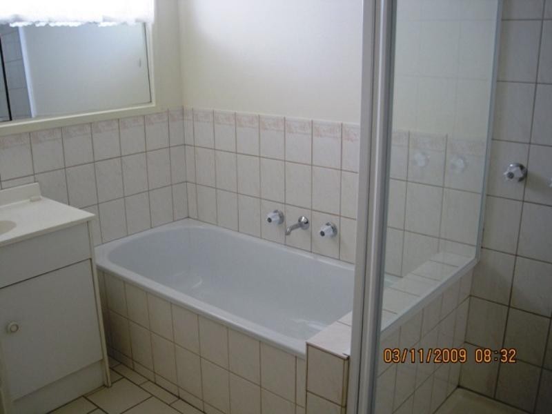 2/42-44 Greenville Drive, Grovedale VIC 3216