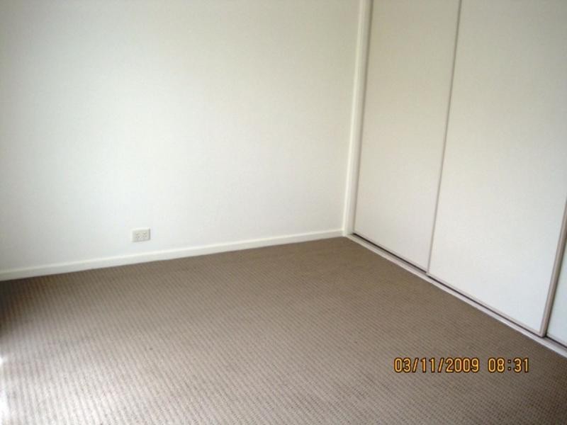 2/42-44 Greenville Drive, Grovedale VIC 3216