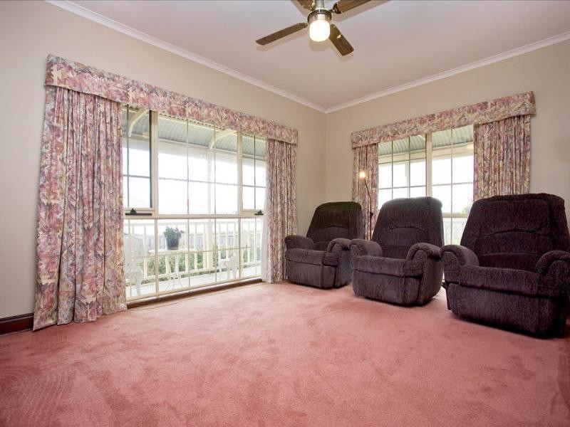 9 Banyan Court, Waurn Ponds VIC 3216