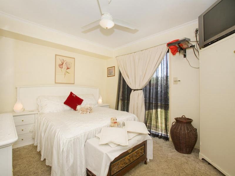 37 Meadenhall Drive, St Albans Park VIC 3219