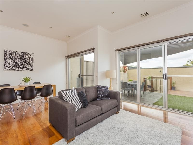 2/391 Myers Street, East Geelong VIC 3219