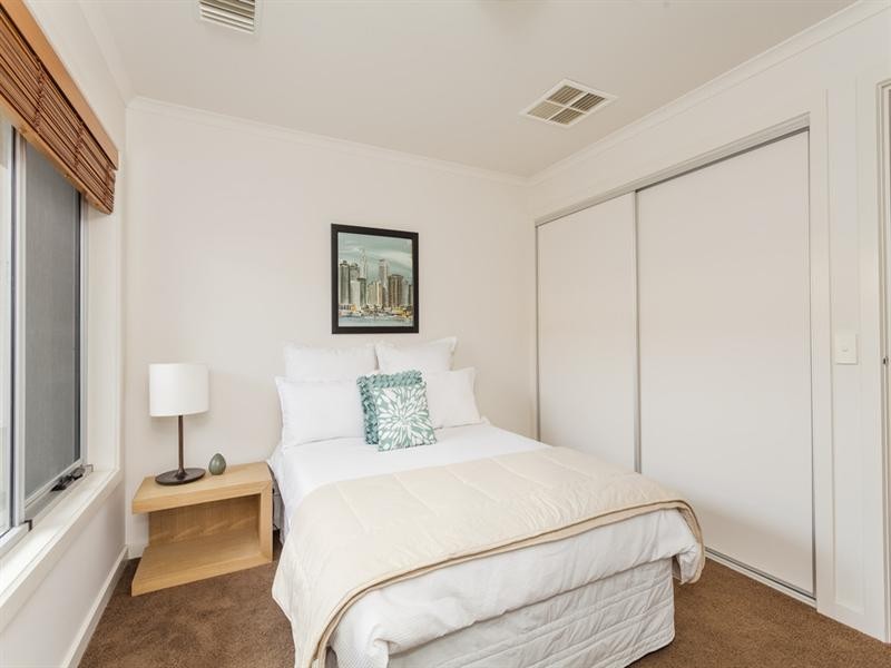 2/391 Myers Street, East Geelong VIC 3219