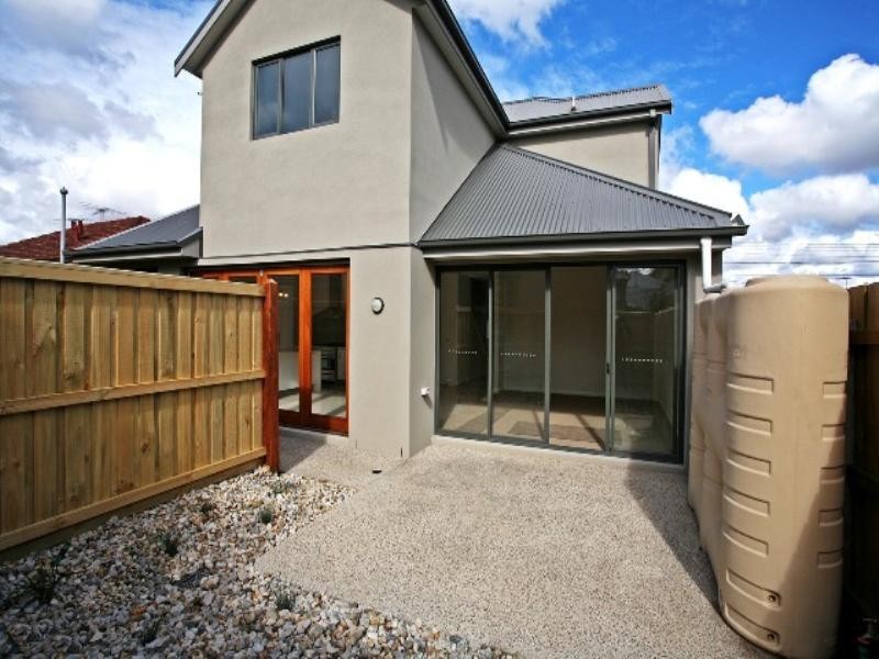 1/44 Mervyn Street, Newtown VIC 3220