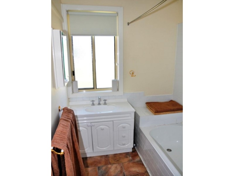 36 Yooringa Avenue, Norlane VIC 3214