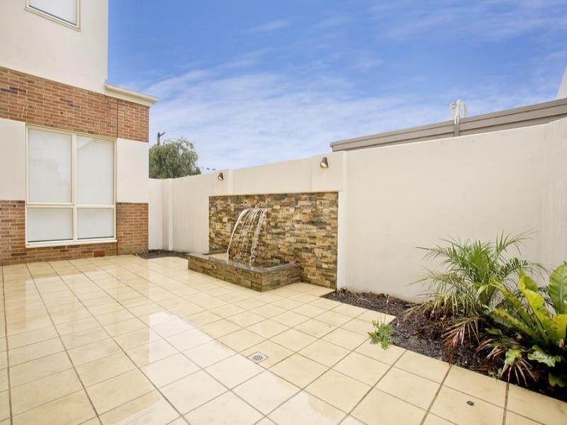 1a/1 Balliang Street, South Geelong VIC 3220