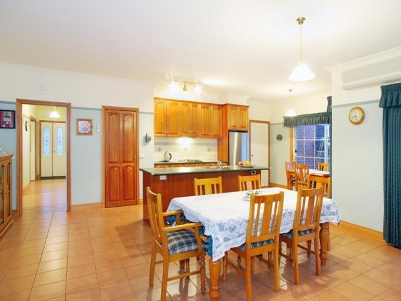 39-41 Woods Road, St Albans Park VIC 3219