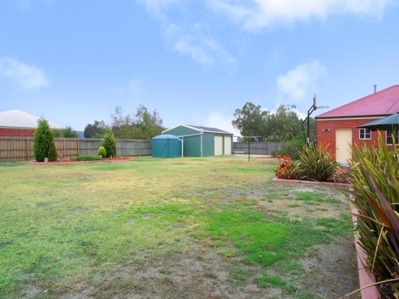 39-41 Woods Road, St Albans Park VIC 3219