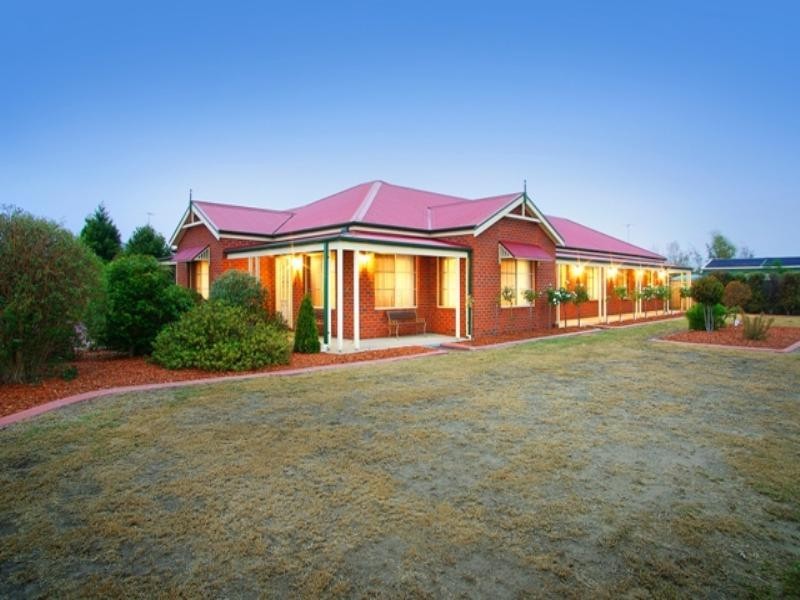 39-41 Woods Road, St Albans Park VIC 3219