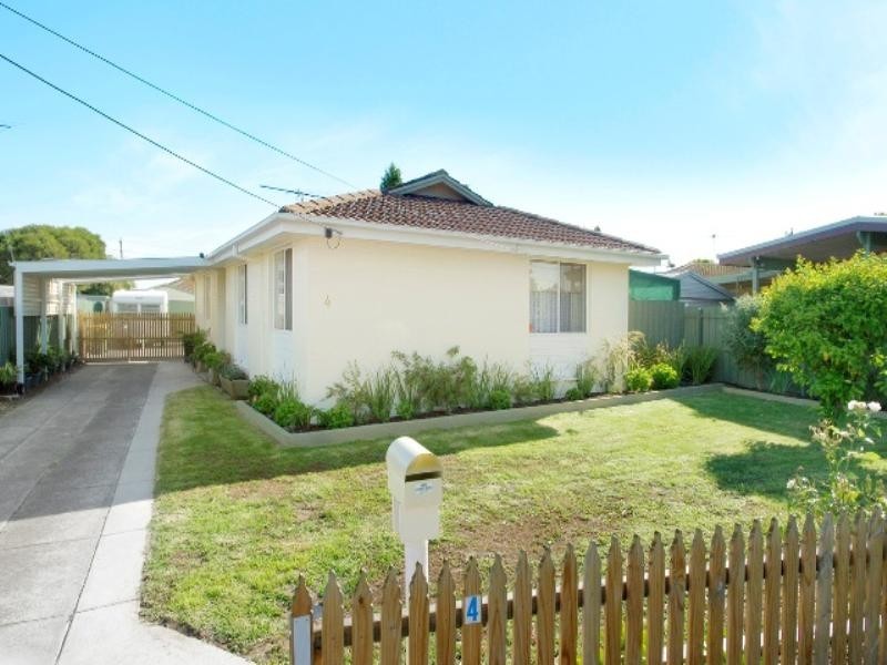 4 Wexford Court, Corio VIC 3214