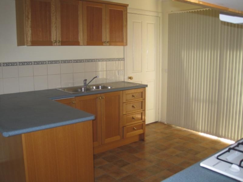 2/19 Stoddart Street, Hamlyn Heights VIC 3215