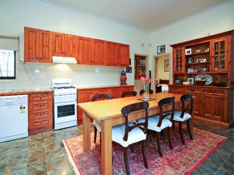 5 Noble Street, Newtown VIC 3220