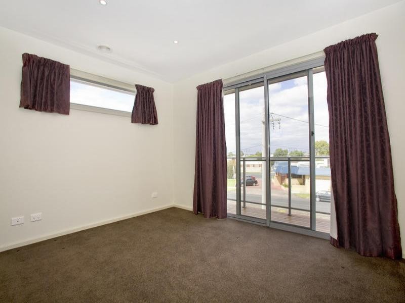 4/67 Sydney Parade, Geelong VIC 3220