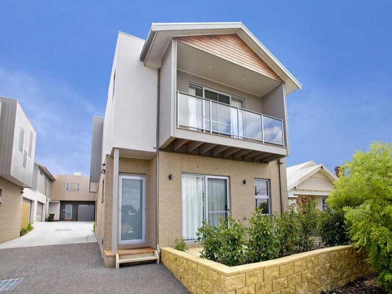 4/67 Sydney Parade, Geelong VIC 3220