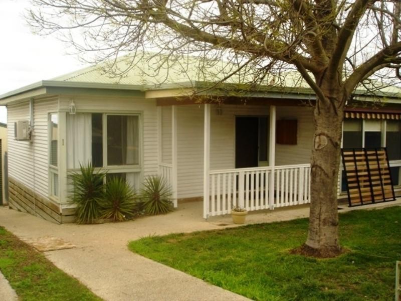 1 Murray Street, Hamlyn Heights VIC 3215