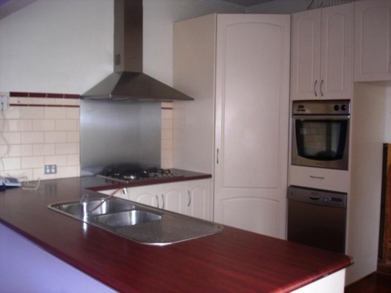 1 Murray Street, Hamlyn Heights VIC 3215