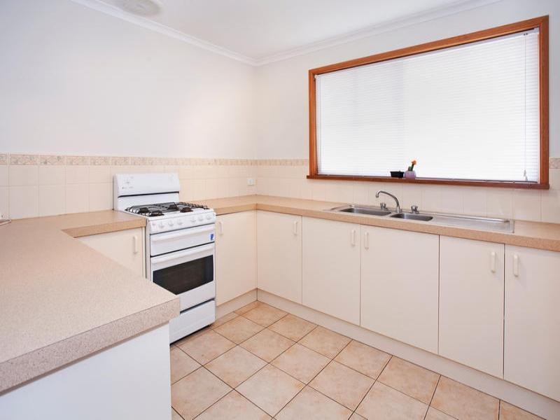 3 Chenin Mews, Waurn Ponds VIC 3216