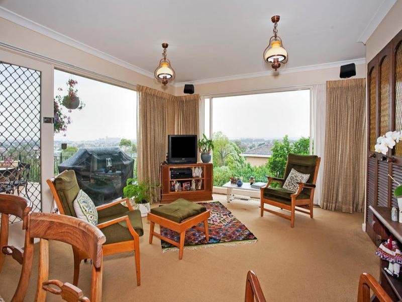 21 Edgecomb Street, Hamlyn Heights VIC 3215