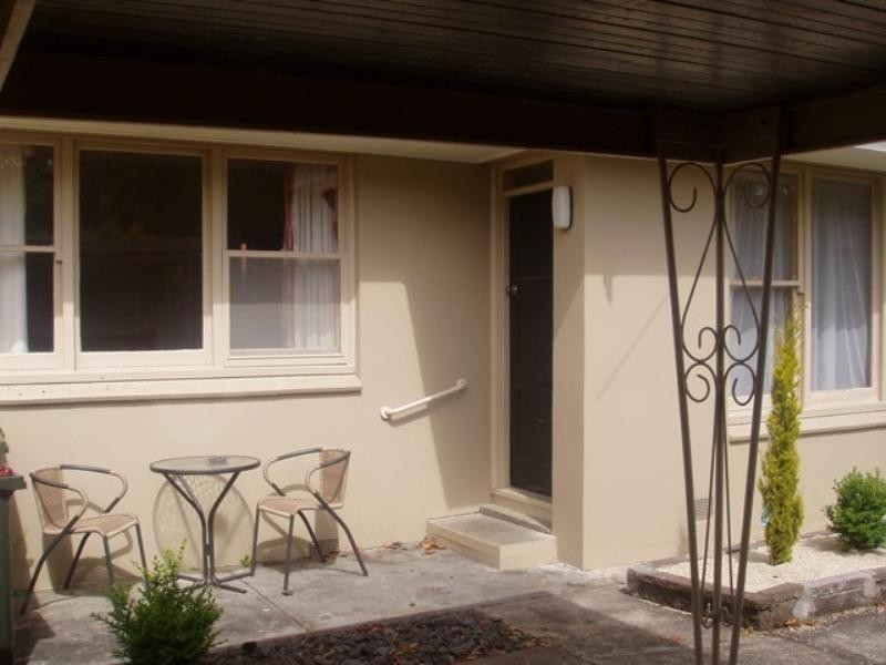 2/36 Orr Street, Manifold Heights VIC 3218