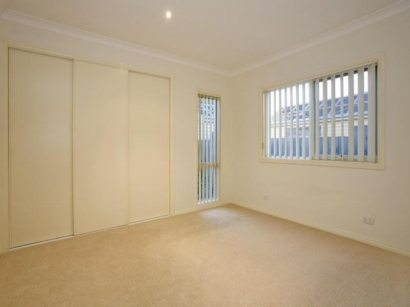 4 Lamb Place, South Geelong VIC 3220