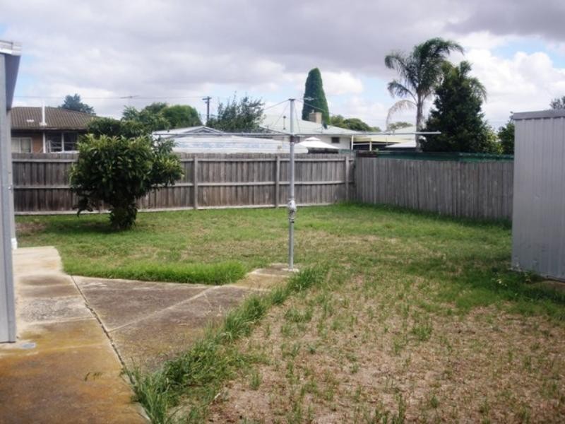 70 Swallow Crescent, Norlane VIC 3214