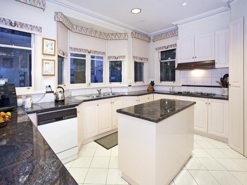 71 Aberdeen Street, Newtown VIC 3220