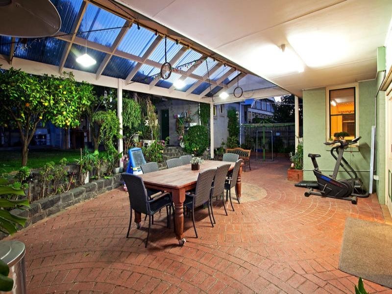 71 Aberdeen Street, Newtown VIC 3220